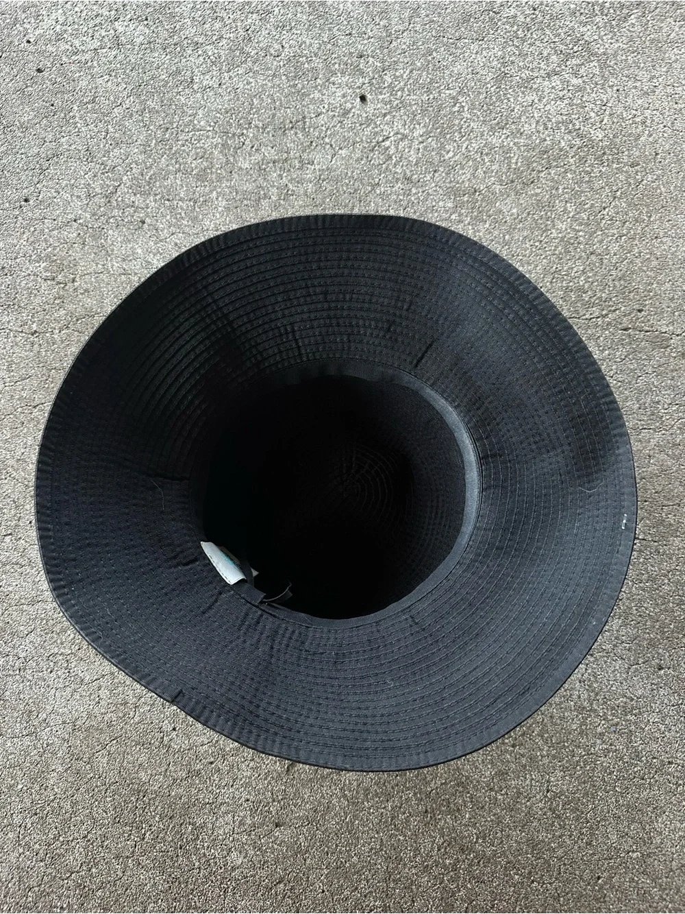 Coolibar stylish black